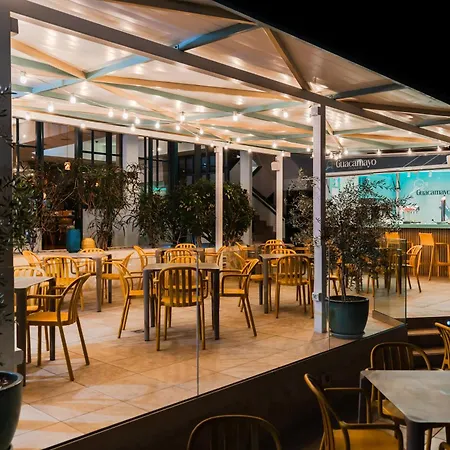 מלון Hovima Panorama 3*