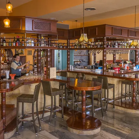 Hovima Panorama מלון אדחה