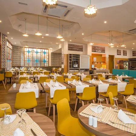 Hovima Panorama アデヘ